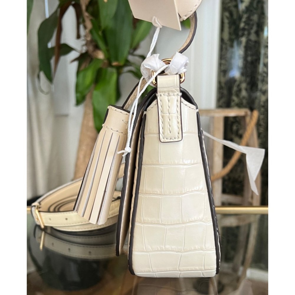 NWT!! TORY BURCH THEA FLAP CREAM EMBOSSED CROSSBODY BAG ♦️♦️ - Picture 4 of 17